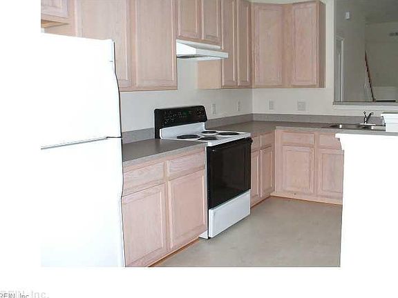 5th image of 836 Devereaux Dr