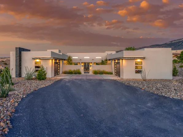 27 Ocate Ct, Placitas, NM 87043