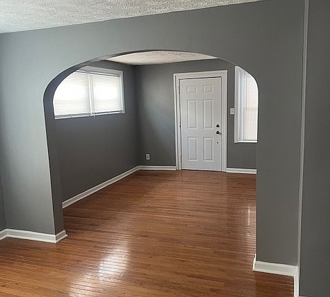 2nd image of 6004 N College Ave #6004