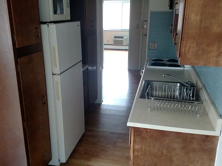 274 S Allen St #TOP — Photo 6