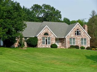 6151 S Evan Ln, Brookline, MO 65619