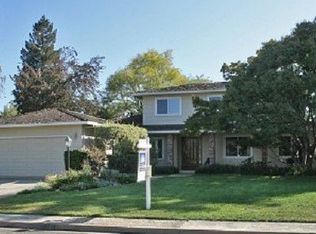 12333 Viewoak Dr, Saratoga, CA 95070