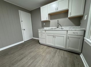 143 Ridgewood Cir, Buffalo, NY 14218