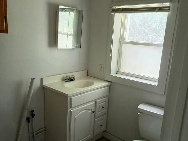 310 Arrowhead St — Photo 1