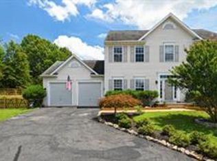 8 Halite Ct, Fredericksburg, VA 22406