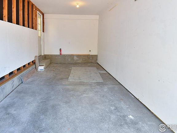 3rd image of 1003 Artemis Cir
