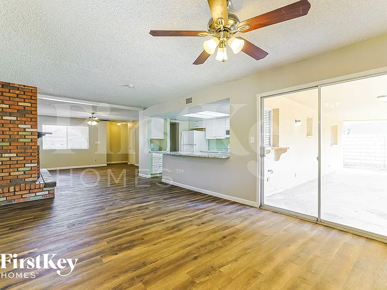 171 W Jasper Dr — Photo 7