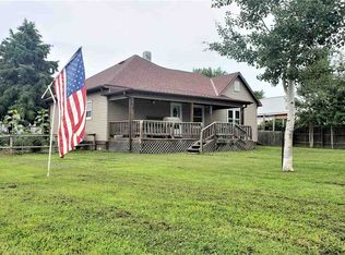 222 Saint Clare Ave, Genoa, NE 68640