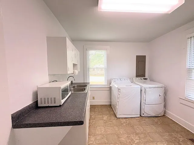 503 E Main St — Photo 18