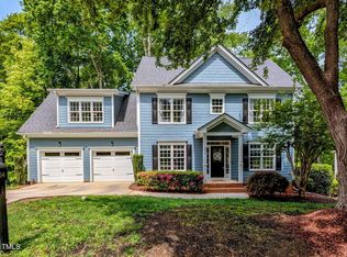 204 Flint Point Ln, Holly Springs, NC 27540