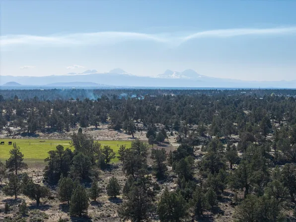 25606 Alfalfa Market Rd, Bend, OR 97701