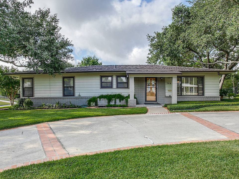1st image of 744 Morningside Dr