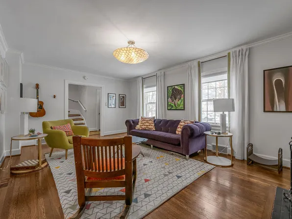 480 Hart Rd, Lexington, KY 40502