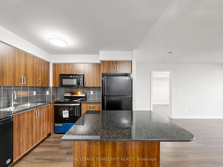 310 Burnhamthorpe Rd W #2810 — Photo 33