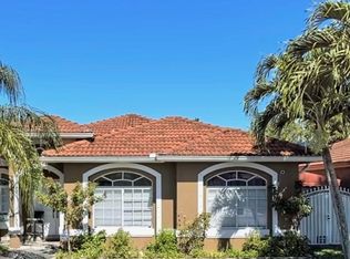 7824 NW 201st Ter, Hialeah, FL 33015