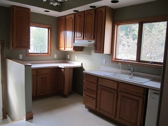 4th image of 423 Sunnyside Ave