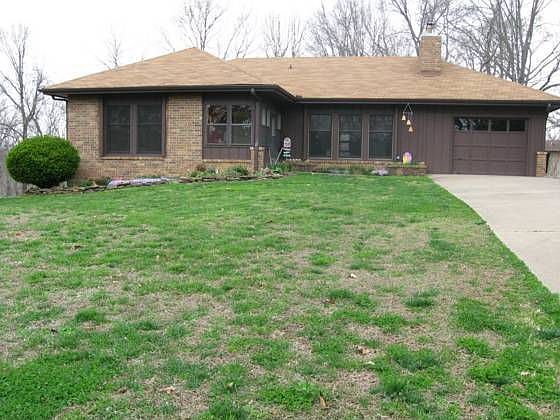 1st image of 14 Harlow Dr