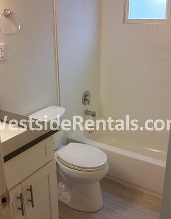 5th image of 2500 Mathews Ave APT 7