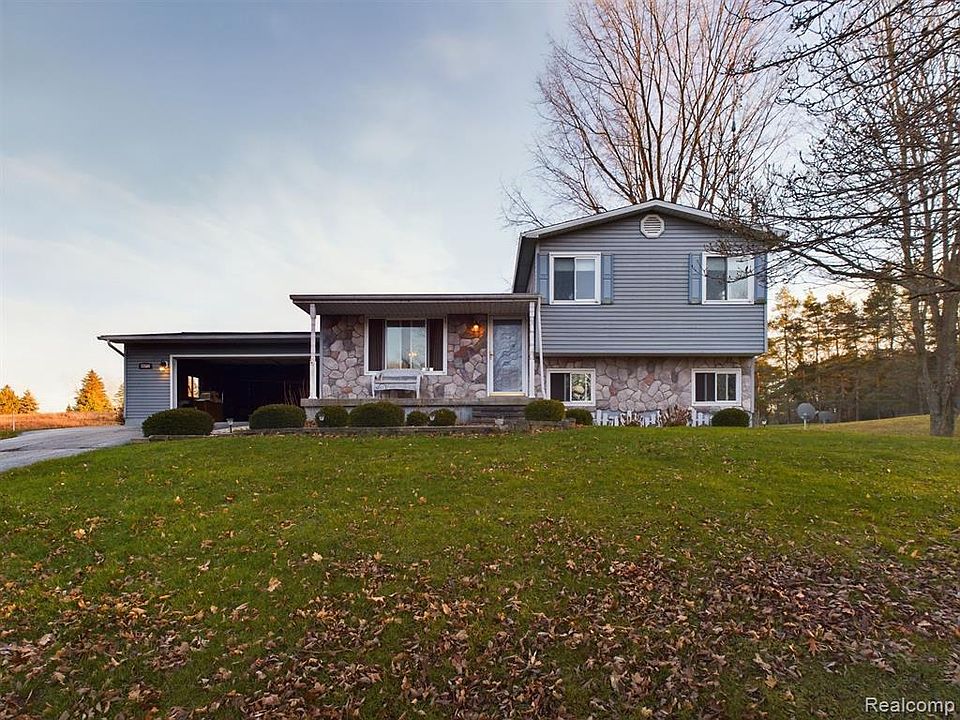 13504 Oak Rd, Otisville, MI 48463 Zillow