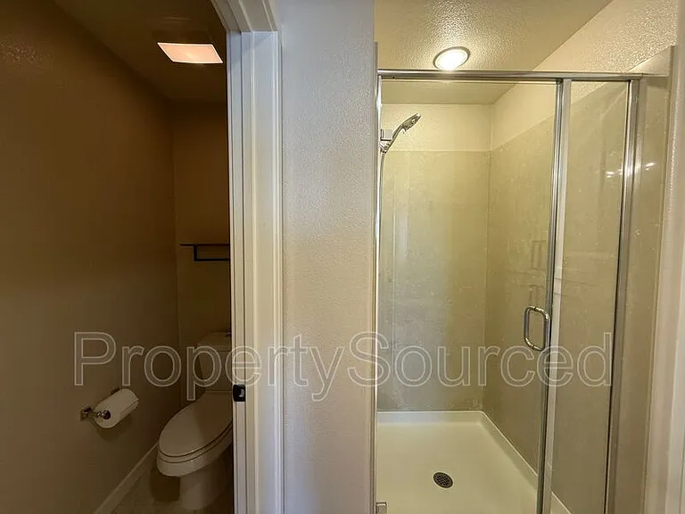 170 N North St #104 — Photo 28