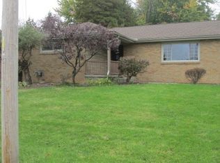 1806 Shady Dr, Farrell, PA 16121