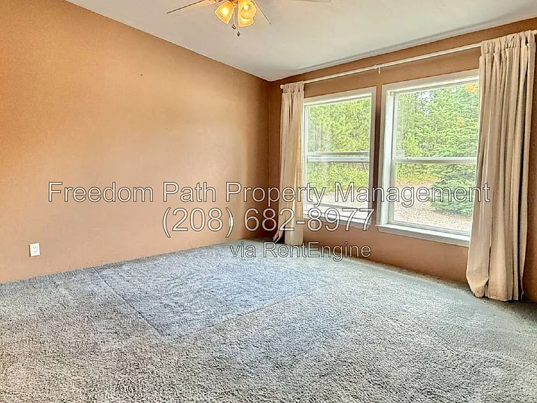 4062 W Seasons Rd — Photo 12