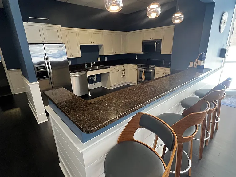 1660 N Prospect Ave #511 — Photo 41