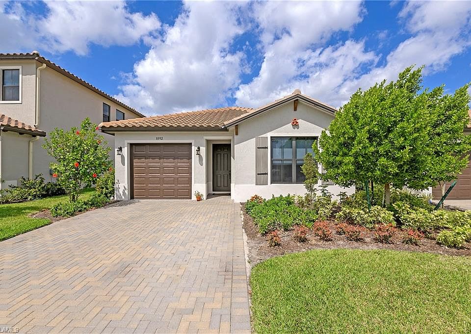 8992 Madrid Cir, Naples, FL 34104 Zillow
