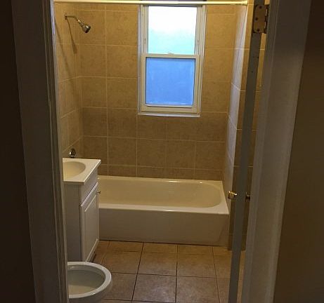 2nd image of 6900 S Paxton Ave #1