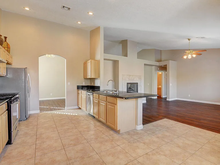 11156 Dell Cliffs Ct — Photo 13