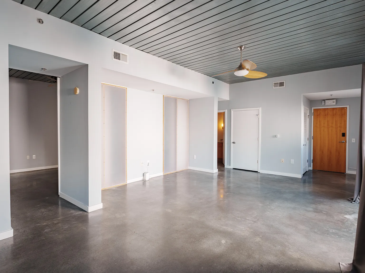 620 Glen Iris — Photo 3