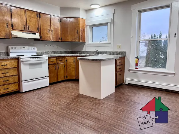 Thatcher Falls Apartments, 1062 Waterbury Stowe Rd #1, Waterbury, VT 05676