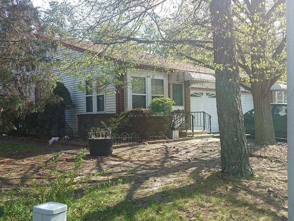 1st image of 17A Canton Dr #51