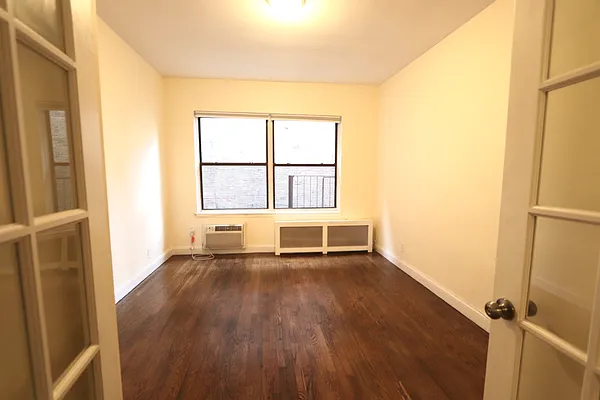 Rented by Douglas Elliman | media 3