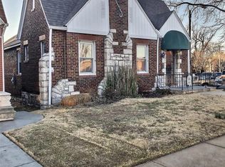 3145 Watson Rd, Saint Louis, MO 63139