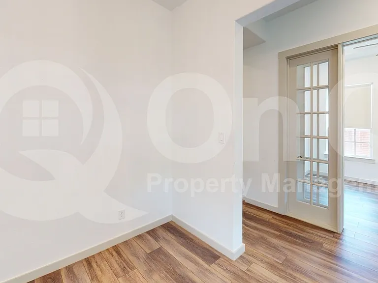 7416 Atlas Dr — Photo 15