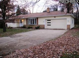 9322 Glenwood Trl, Brecksville, OH 44141