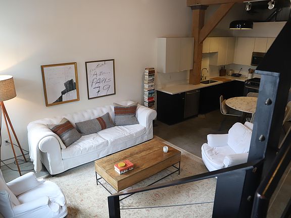 4th image of 527 Molino St Unit 104