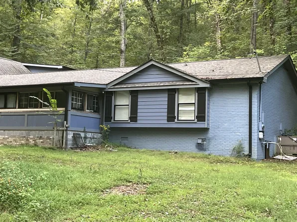1032 Paint Pony Trl, Pegram, TN 37143