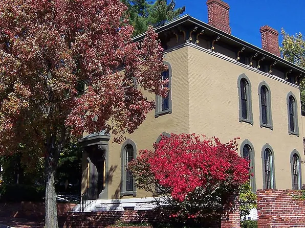 617 State St, Alton, IL 62002