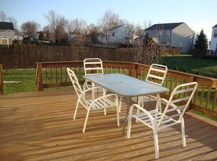 8230 Dampier Cir, Liverpool, NY 13090