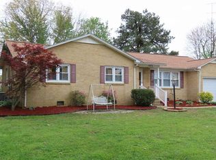 1522 West Broadway, Mayfield, KY 42066