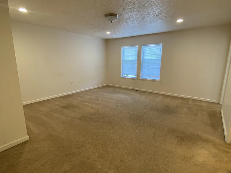 65 Woods Edge Rd #4 — Photo 14