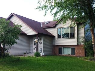 17814 Mackenzie St NE, Columbus, MN 55025