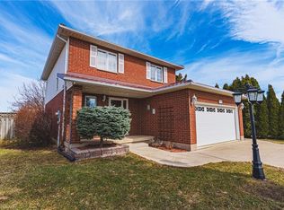110 Highbury Dr, Hamilton, ON L8J 3P4