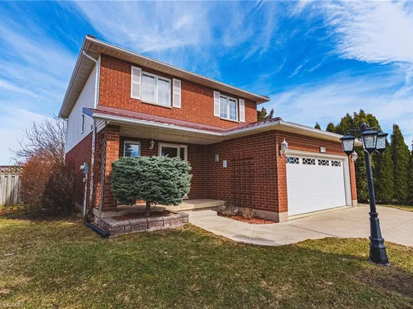 110 Highbury Dr, Hamilton, ON L8J 3P4