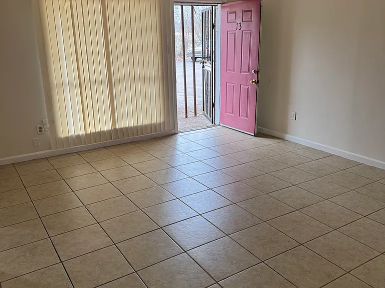 3725 Millbranch Rd #14 — Photo 6