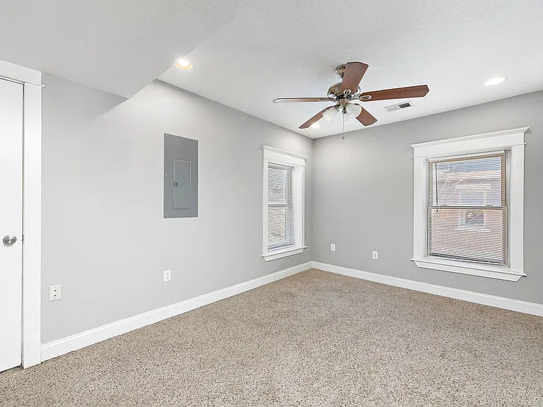 34th Street Duplex — Photo 21