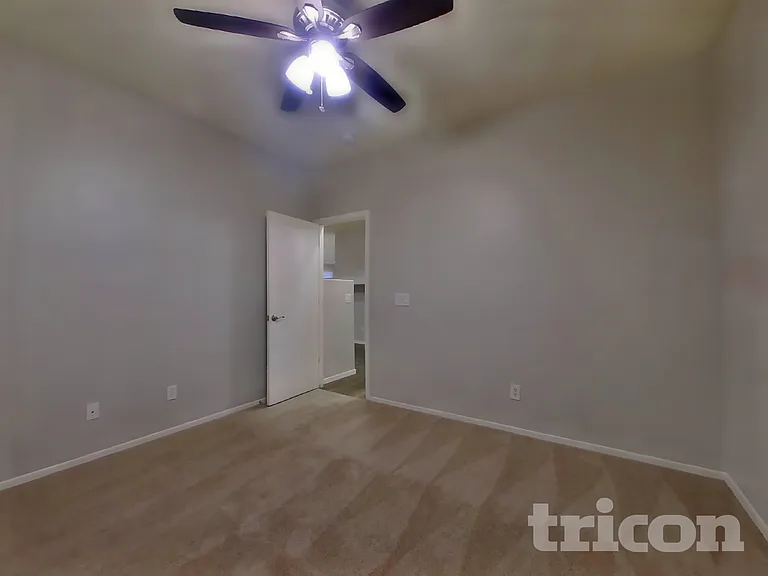 8306 W Cocopah St — Photo 10