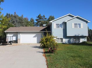 350 11th St NE, Milaca, MN 56353